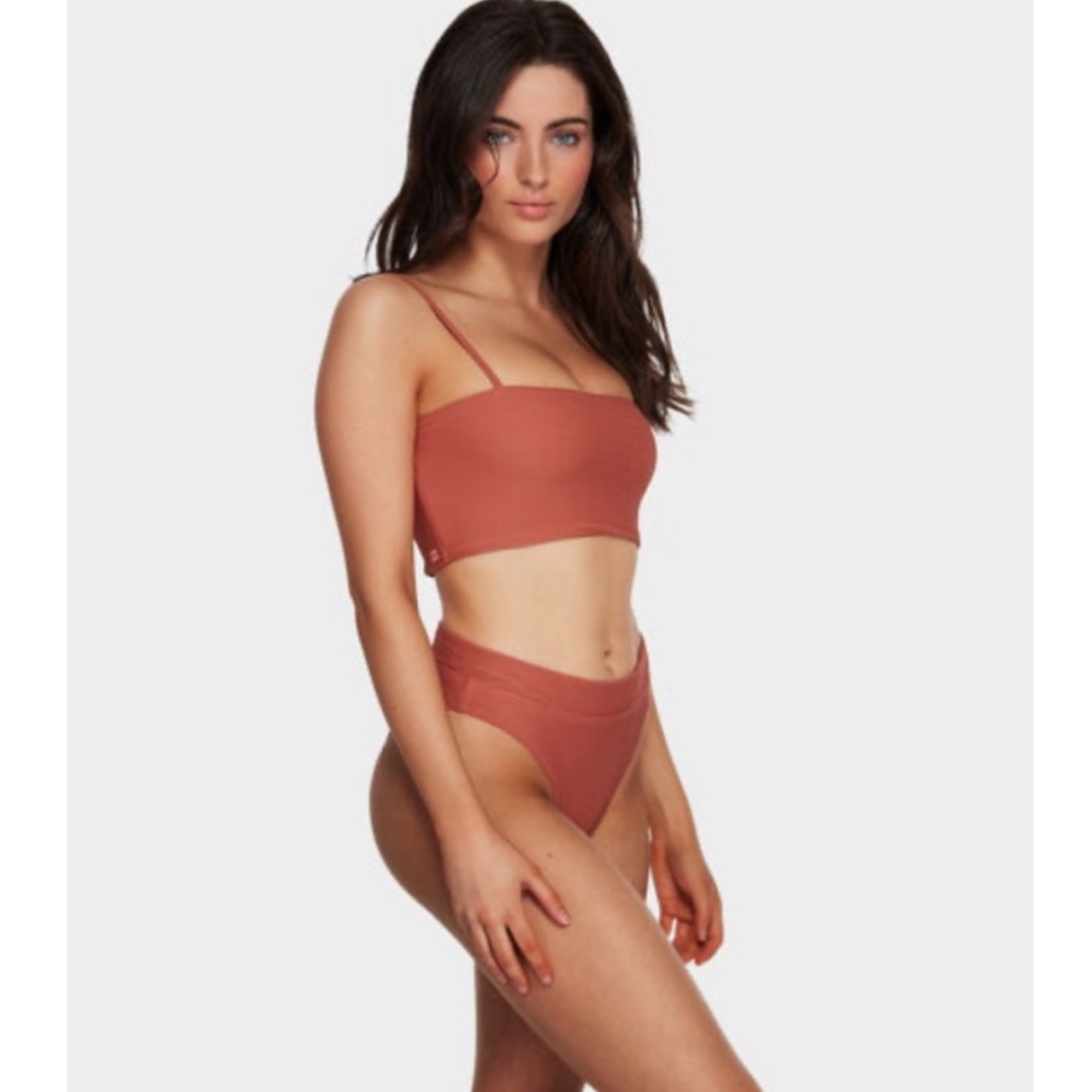 Billabong Rust Ribbed Bikini Set - Picture 6 of 10